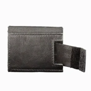 Bon Gout Oily Vintage Credit Card Holder