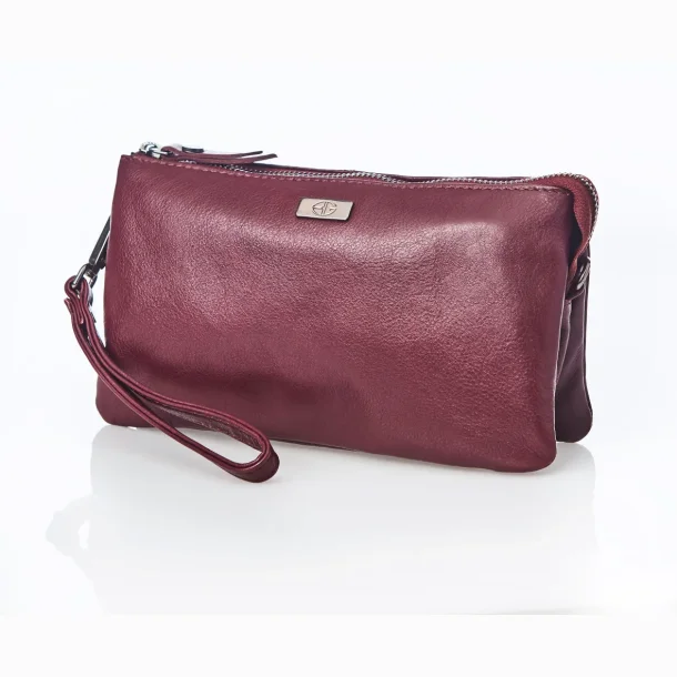 Bon Gout Tuscany Clutch Bordeaux